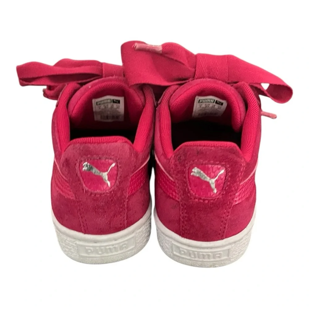 PUMA Girls Low Top Suede Heart Pink Ribbon Tie Sneakers Size‎ 4